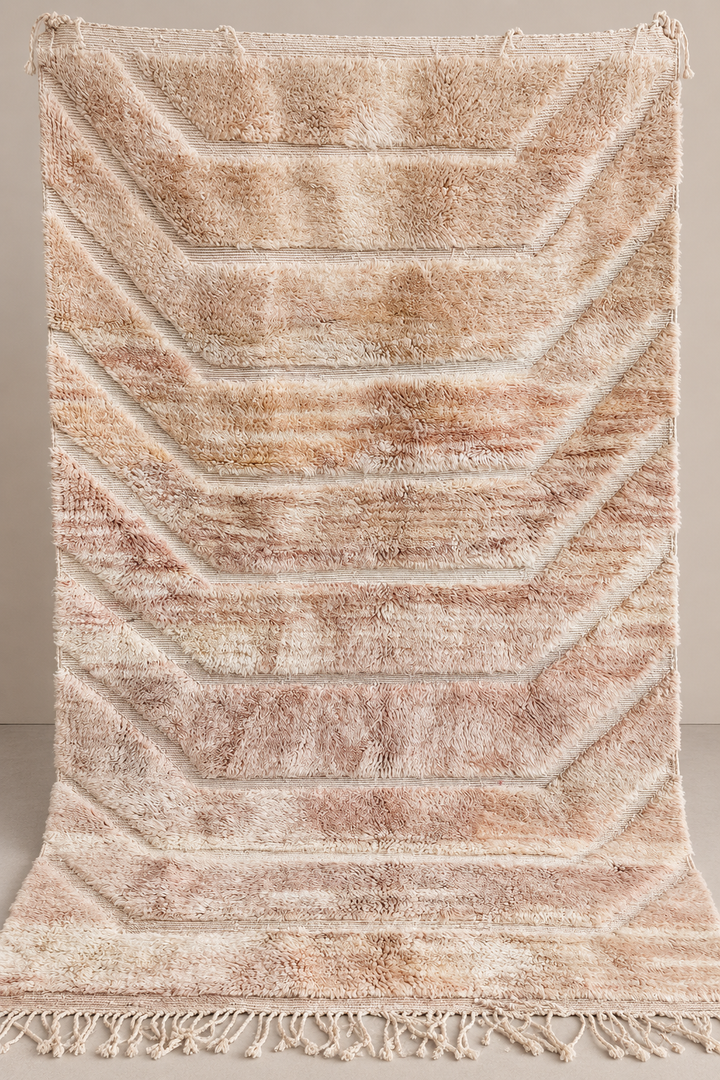 Tapis berbère Mrirt d’exception 268 × 144 cm