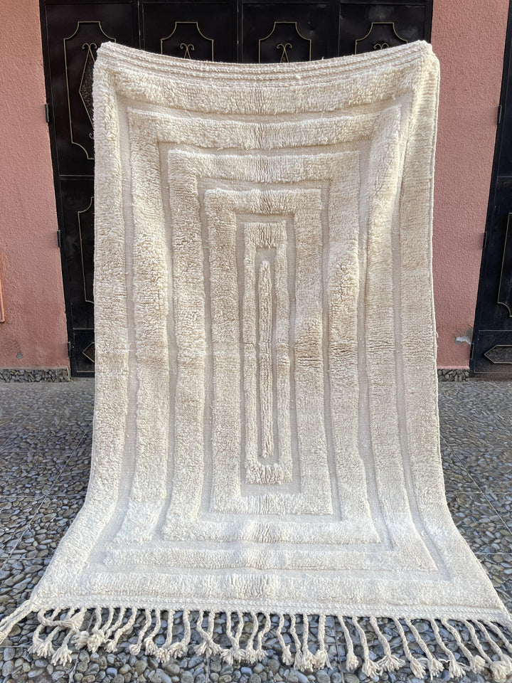 Beni Ouarain Berber rug 257/163 cm
