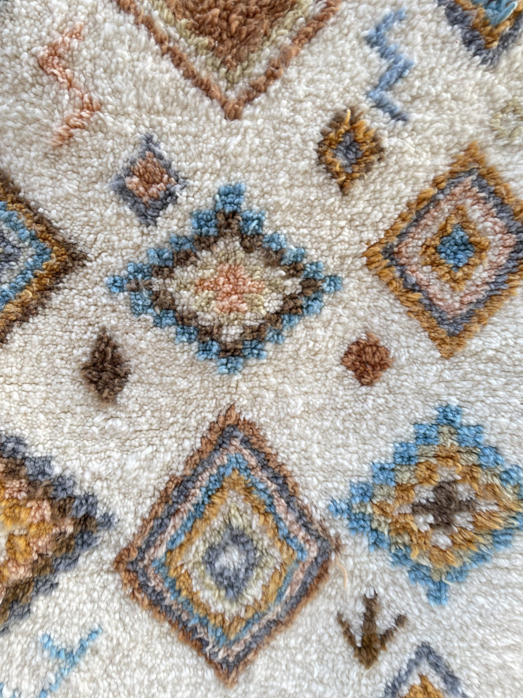 Azilal Berber rug 153/106 cm