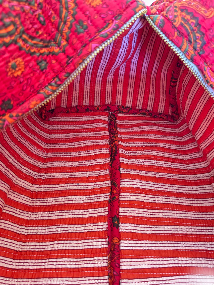 Sac Weekend matelassé en coton – Paisley Rouge