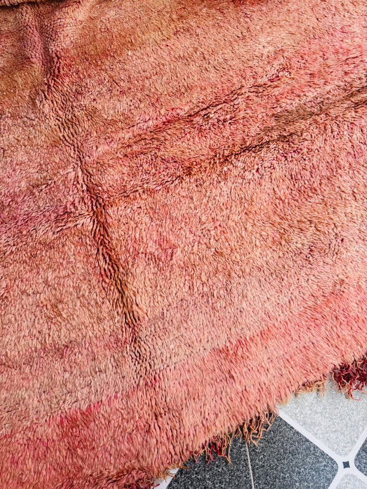 Tapis berbère Boujaad ancien 282 × 203 cm