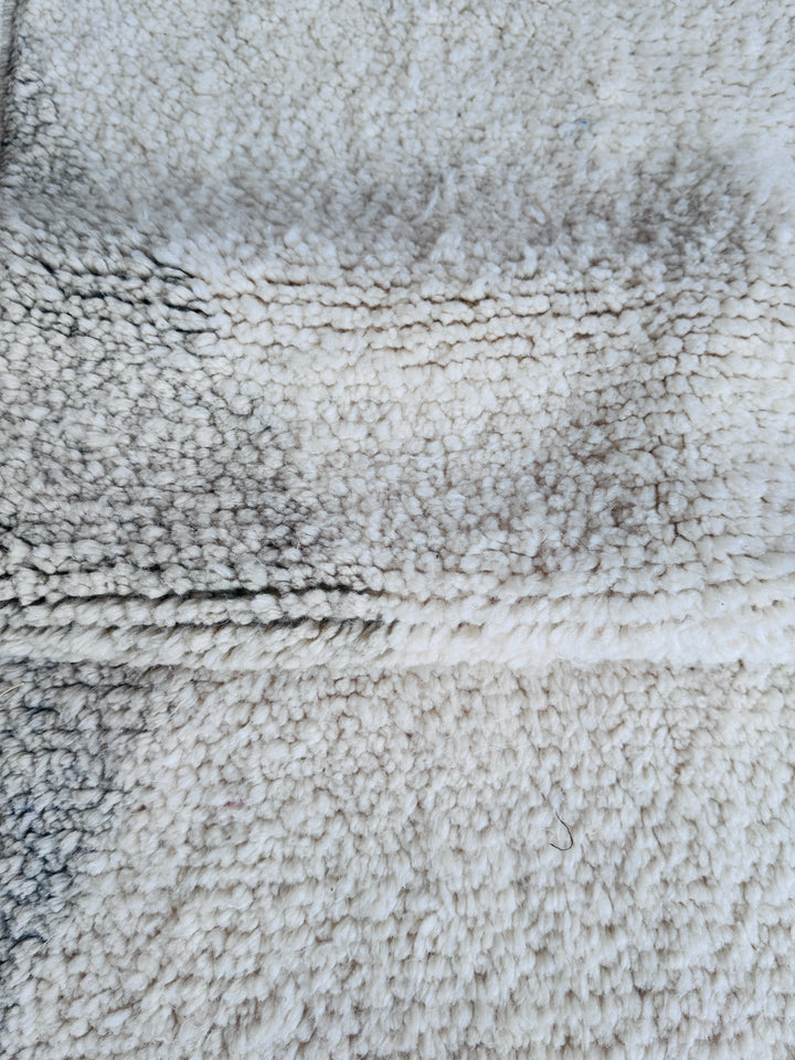 Tapis berbère Beni Ouarain 154 × 106 cm
