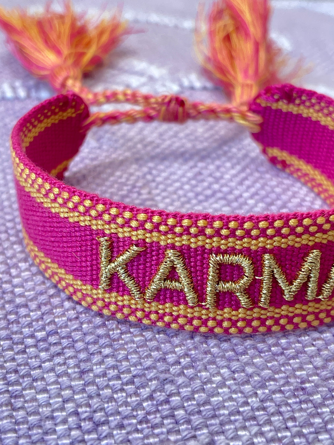 Bracelet tissé Karma