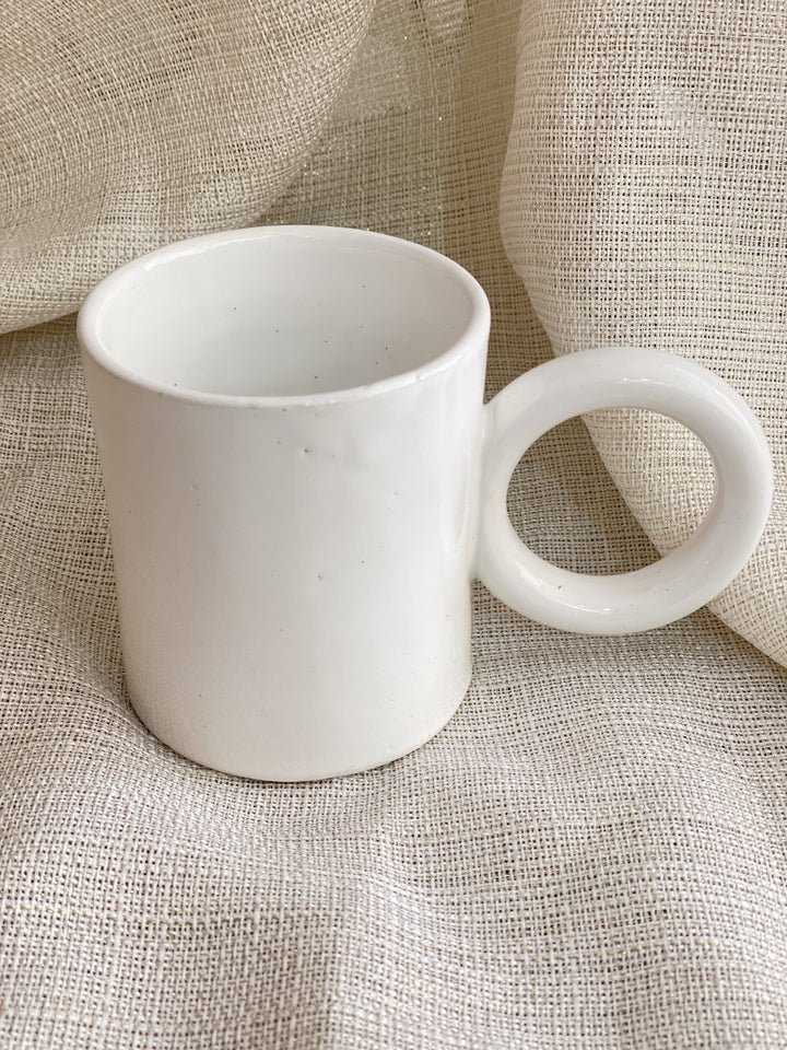 Mug O - white